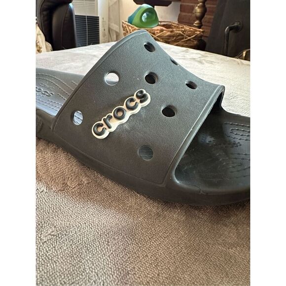 Crocs Classic Slide Black Unisex Slip On Sandals FLIP FLOPS MEN 9 WOMEN 11 - Picture 5 of 5